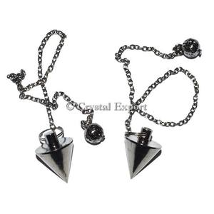 จี้โลหะทรงกรวยสีดำขนาดเล็กตามหลักฮวงจุ้ยและความรักแกะสลักอัญมณีอาเกต - Product Image 1