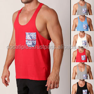 Camiseta sin mangas personalizada con bolsillo delantero para hombre - Product Image 2