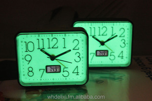 Reloj Despertador Cuadrado Luminoso con Temperatura, Reloj Despertador que Brilla en la Oscuridad - Product Image 5