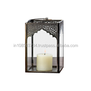 ตะเกียงสีขาวสำหรับงานแต่งงานและตกแต่งโบสถ์ ตะเกียงเทียนวินเทจเคลือบสีขาว ตะเกียงโลหะและแก้วทำมือ - Product Image 2