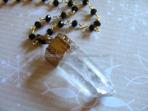 Colgante de Cuarzo Natural Curativo en Bruto con Baño de Oro y Rodio sobre Plata de Ley, Clásico para Fiestas - Product Image 4