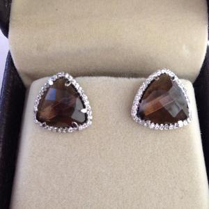 Plata de ley hecha a mano, piedras preciosas clásicas, ahumado pavé, conjunto de CZ, pendiente de tuerca, ajuste de bisel, compromiso, regalo de fiesta de aniversario de boda - Product Image 4