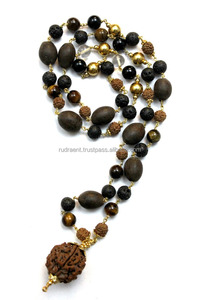 قلادة فضية بسلك من Rudraksha متعددة الأحجار الكريمة - Product Image 2