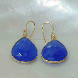 Boucles d'oreilles en forme de larme en argent sterling 925 Calcédoine bleue Pierre précieuse à facettes Forme de poire Plaqué or Dangle Design Tendance Femmes - Product Image 3