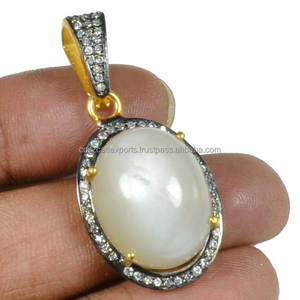 925จี้พลอยสีเงินสเตอร์ลิงประดับพลอยมูนสโตนสีเทาประดับเพชร CZ ชุบทองเทคโนโลยีการตั้งค่าตัวเรือน - Product Image 2