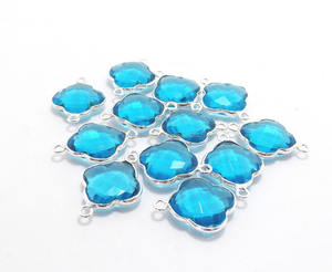 Conector de Bisel de Plata de Ley 925 con Cuarzo Azul, Doble Enganche, Acabado en Oro y Plata, Forma de Trébol, 15x15mm, Fornituras para Joyería - Product Image 2