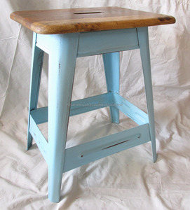 Tabouret de bébé de vente chaude en métal et en bois de fer à usage domestique et vintage de design antique pour hall de ferme et appartement - Product Image 1