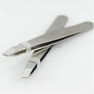 Juego de 2 Pinzas para Mujer y Hombre - Pinzas Inclinadas de Acero Inoxidable para Depilación, Perfectas para Cejas, Profesionales 2026 - Product Image 1