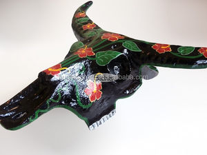 Decoración de Pared de Calavera de Búfalo de Resina Artesanal de Bali, Modelo de Animal y Flor Pintado a Mano, Estilo Elegante, Precio Bajo - Product Image 4