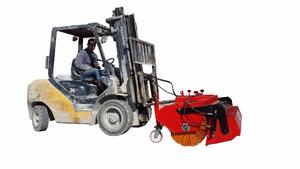 Balayeuse de route montée sur chariot élévateur de nouvelle condition avec composant de pompe à godet inclus pour un nettoyage efficace de la cour - Product Image 5