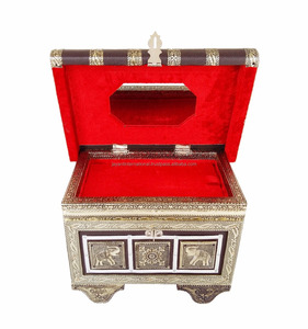 Cofre del Tesoro Real (Rajwadi Pitara), Estilo, Acabado en Cuero Artificial, Caja de Joyería Hecha a Mano de Madera (9x6x7 Pulgadas), Marrón Oscuro - Product Image 6