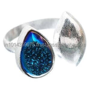 Anillos con Engaste de Bisel Chapado en Oro Rosa y Drusa - Joyería de Compromiso Unisex - Product Image 3