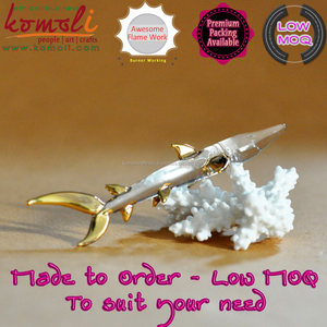 รูปปั้นปลาฉลามทำด้วยมือรูปปั้นปลาทะเลแก้วสำหรับตกแต่งบ้านสำนักงานและของสะสม - Product Image 4