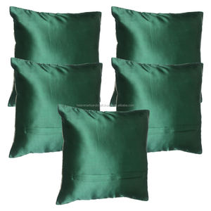 Cui — housse de coussin 107 soie, cinq pièces - Product Image 2