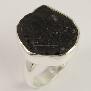 แหวนพลอยดิบขนาดใหญ่ขอบแบบแฟนซี925แท้สีเงินสเตอร์ลิงแข็งทัวร์มาลีนธรรมชาติสีดำหยาบ - Product Image 1