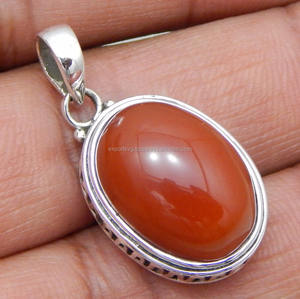 Pendentif femme en argent sterling 925 avec onyx rouge naturel réglage de griffe de style religieux classique certifié CMA pour les breloques de mariage - Product Image 1