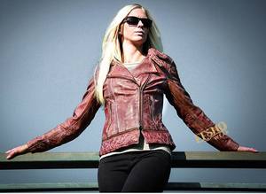 Chaqueta de cuero estilo italiano para hombres y mujeres Prendas de abrigo de moda con estilo de calidad premium para invierno y ropa para todas las estaciones - Product Image 2