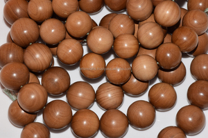 Fragante sándalo Mala Beads Cuentas de madera para meditación y oración - Product Image 2