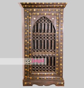 Indiano Griglia di Ferro e Ottone Montato Antico Libreria In Legno - Product Image 1