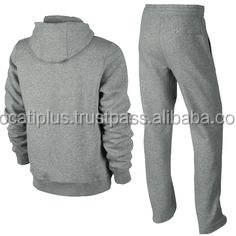 Conjunto deportivo personalizado para hombre con estampado personalizado - Product Image 3