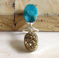 Bague Cocktail Élégante en Laiton Plaqué Or Antique Sans Nickel avec 2 Pierres d'Agate Druzy Serties en Bezel, Bijoux de Mode pour Femme