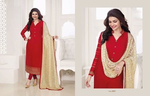 Salwar Kameez traditionnel en soie rouge avec broderie dorée, coupe ample, longueur au sol, tenue de mariage pour femmes, style Inde et Pakistan - Product Image 4