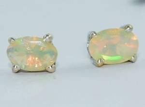 Boucles d'oreilles en opale éthiopienne véritable à facettes Bijoux en argent en gros avec un look élégant et un design classique - Product Image 2