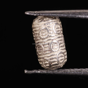 Colección atractiva forma de cápsula 8x4 MM puro 925 plata esterlina sólida diseñador cuentas sueltas para joyería DIY al por mayor - Product Image 1