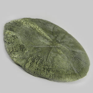 จี้พลอยไพไรต์สีทองธรรมชาติ ขนาด 78 มม. น้ำหนัก 90.10 กรัม สำหรับผู้หญิง ขายส่ง รหัสสินค้า IG0454 - Product Image 3