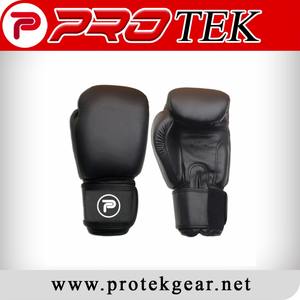 Gants de boxe en cuir de haute qualité pour hommes Protek PG-236 pour la pratique des arts martiaux - Product Image 1