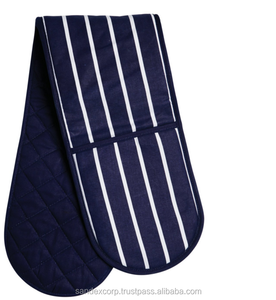 ถุงมืออบผ้าคอตตอนลายพิมพ์ดีไซน์สวยสีฟ้าเข้ม - Product Image 1