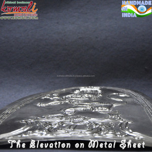 Art mural en métal martelé, lion sur laiton, repousse personnalisé - Product Image 4