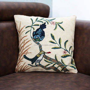 Housse de coussin brodée, taie d'oreiller avec motif d'oiseaux sur l'arbre, personnalisé - Product Image 2