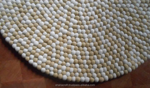 Alfombrillas y almohadillas de bola de fieltro hechas a mano multicolores ecológicas clásicas de alta calidad al mejor precio al por mayor para decoración del hogar - Product Image 5