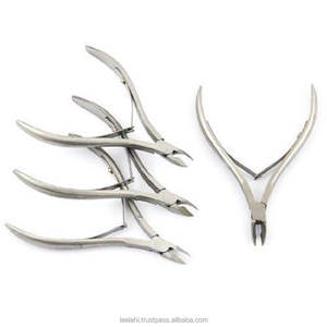 Nouveauté 2026 : Coupe-ongles professionnel en acier inoxydable, pince à cuticules incurvée pour les ongles des orteils, outils de manucure et de soin personnel 2026 - Product Image 1