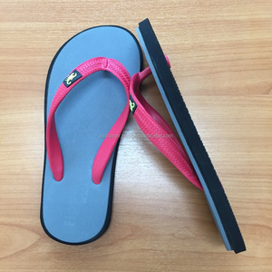 Pantoufles lanière en caoutchouc, sandales 03 - Product Image 4