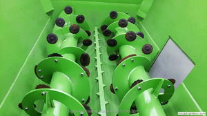 เครื่องผสมอาหารสัตว์ TMR Wagon ขนาด 3 ลูกบาศก์เมตร ใช้ได้ทั้งไฟฟ้าและเครื่องยนต์ PTO ของรถแทรกเตอร์ - Product Image 4