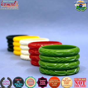 Mince Bakélite résine sculpté bracelets manchettes gros bijoux vintage - Product Image 5