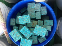 Turquoise bleue naturelle brute d'Arizona Coszcatl Exports Modèle VGY01403 Petites tailles assorties pour l'artisanat des enfants et l'intérieur