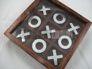 Jeu en bois unisexe Tic Tac Toe avec couvercle en verre Rose Wood Noughts & Crosses Décoration de table pour enfants Jouets classiques - Product Image 4