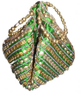 Monedero de mano Potli con cuentas doradas - Product Image 1