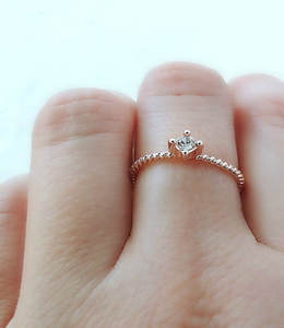 แหวนเงินแท้สเตอร์ลิงทรงมูนสโตนขนาดใหญ่แบบขายส่ง สำหรับงานแต่งงาน งานหมั้น ของขวัญ งานเลี้ยง หรือวันครบรอบ - Product Image 6