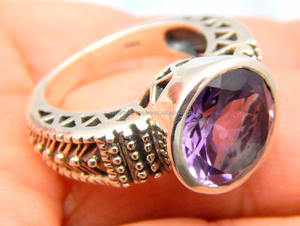 แหวนควอตซ์อเมทิสต์สไตล์คลาสสิกสีเงินสเตอร์ลิง925ได้รับการรับรองจาก Cma สำหรับงานหมั้นในงานแต่งงานและงานปาร์ตี้ - Product Image 1