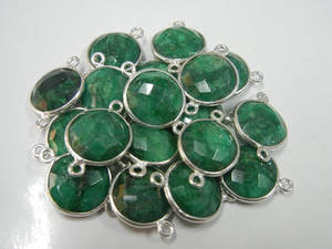 Pendentifs breloques connecteurs en argent sterling avec pierre précieuse émeraude, sertis de la technique d'incrustation à la closière, classiques unisexes - Product Image 2