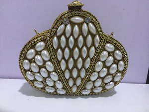 H4308กระเป๋าโลหะสำหรับออกงานออกแบบสำหรับผู้หญิงกระเป๋าคลัทช์ปักลายอินเดียกระเป๋าถือช้อปปิ้งออนไลน์ในอินเดีย - Product Image 2