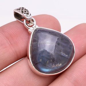 Colgante de piedras preciosas de plata sólida 925, joyería de labradorita de estilo Vintage hecha a mano, fabricante de joyas de piedras preciosas naturales - Product Image 1
