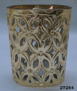 Diseño grabado de vidrio y latón Tealight chapado en oro portavelas decorativo para el hogar en el Festival de Diwali - Product Image 2