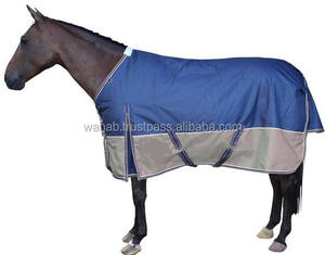 Couvertures d'hiver pour chevaux en 600D - Product Image 1
