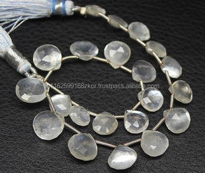 Genuino 100% piedra lunar blanca Natural gota de corazón piedra preciosa suelta de alta calidad todos los tamaños disponibles mejor precio cuentas de piedra - Product Image 1