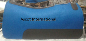 Vente en gros de tapis de selle équestre pour chevaux couverture laine polaire feutre logo personnalisé - Product Image 6